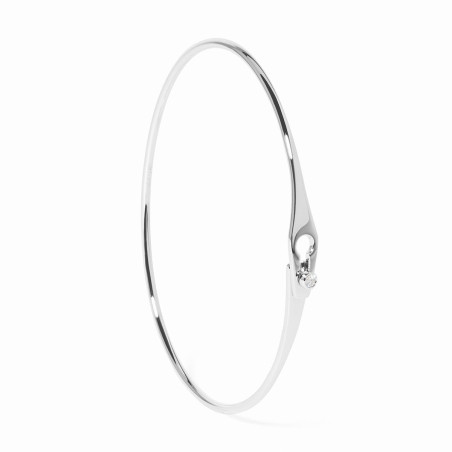 bangle bracelet with clasp